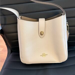 Coach Hadley Shoulder Bag - Great Condition!